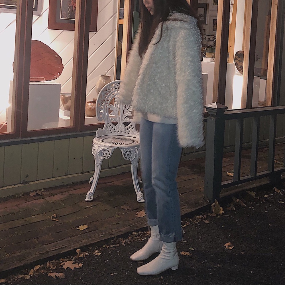 Vigoss faux fur coat
